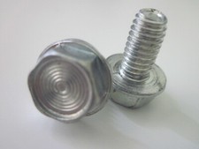 Herman Miller Aeron Bolts screw arm support to yoke office chair TWO a18