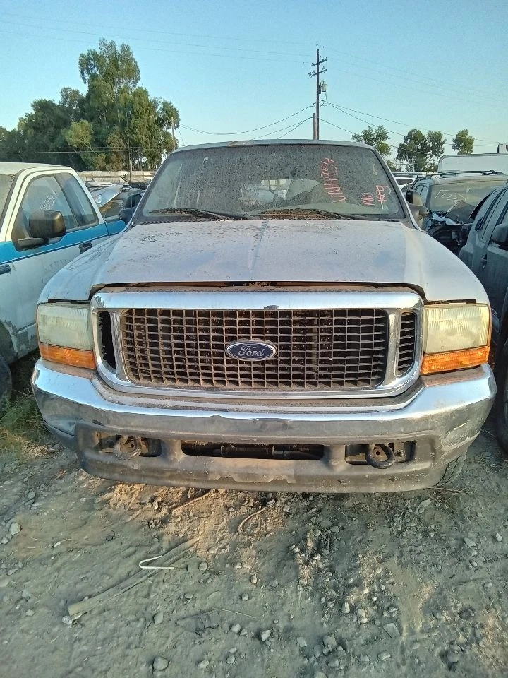 Used Engine Coolant Reservoir fits: 2001 Ford Excursion  Grade A - Image 2 of 4