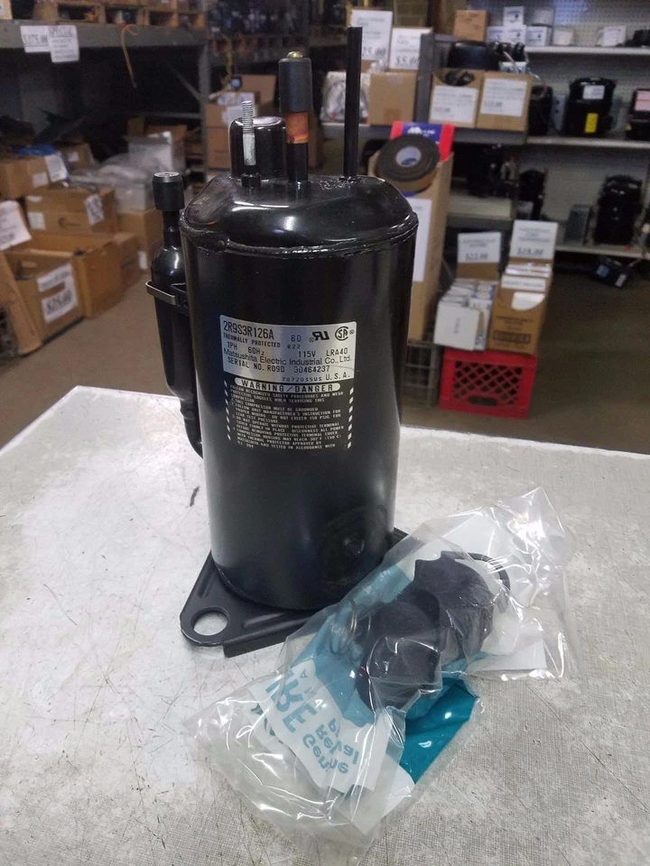 MATSUSHITA 2R9S3R126A 6,400 BTU 115/1/60 R-TWENTY TWO ROTARY A/C COMPRESSOR