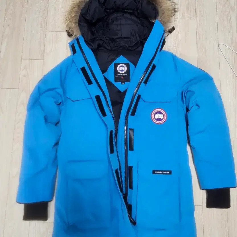Canada Goose Expedition S Parka - Pre-Owned, Size S thumbnail 2
