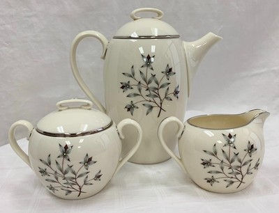 LENOX PRINCESS X516 OFF-WHTE 5 PC COFFEE POT + CREAMER & COVERED SUGAR SET NEW