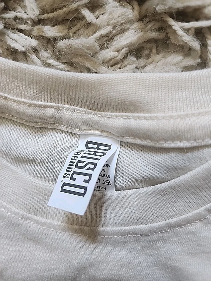 Camiseta para mujer Betty Boop militar manga corta talla crema. S Foto 4 de 4