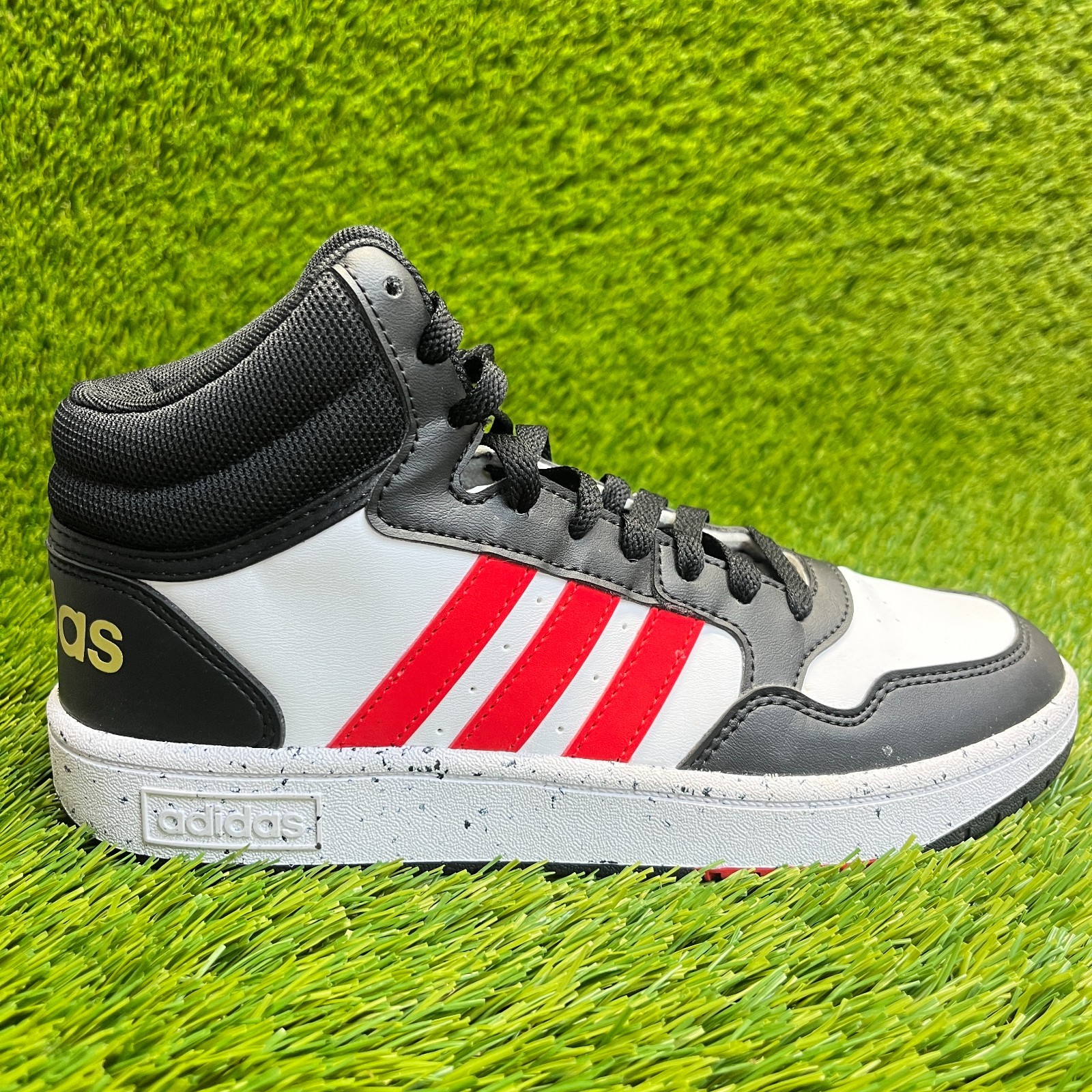 Adidas Hoops Mid Boys Size 5Y Black White Red Athletic Basketball Shoes Sneakers Adidas Hoops Mid Boys Size 5Y Black White Red Athletic Basketball Shoes Sneakers