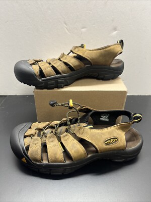 KEEN Newport Leather Closed Toe Beige Hiking Sandals Shoes  display picture 1