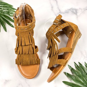 minnetonka gladiator sandals