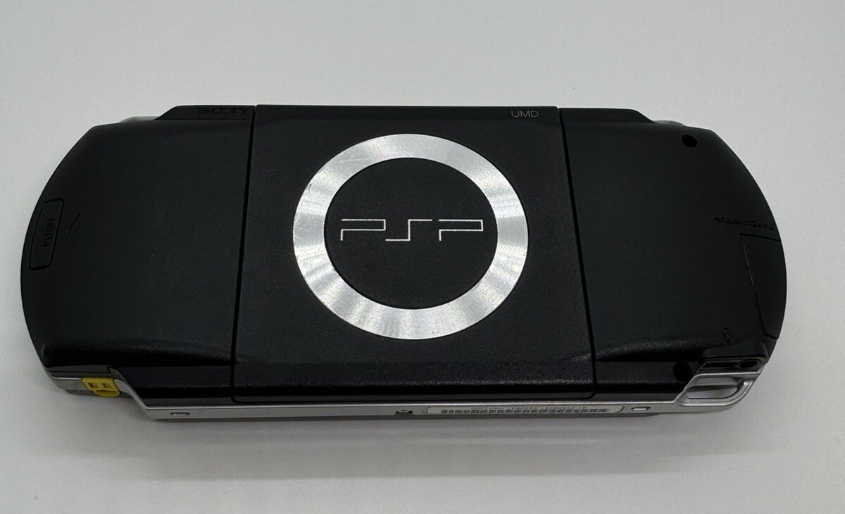 Sony PlayStation Portable PSP 1000 Black Console Charger MemoryStick