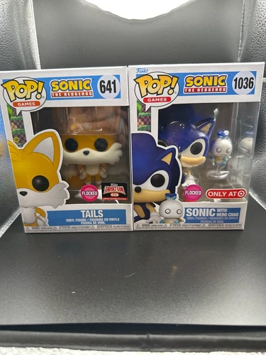 Funko Pop SET! Tails (Flocked) #641 & Sonic With Hero Chao (Flocked) #1036