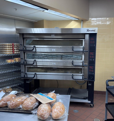PizzaMaster/ Revent PM743ED 3 Deck Oven w/ Steam!