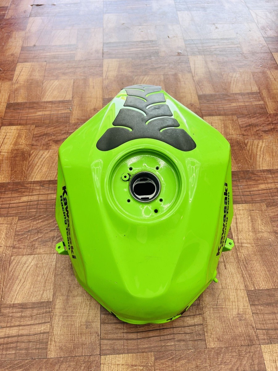 24-25 Kawasaki Ninja 500 Oem Gas Tank Fuel Cell Petrol Reservoir