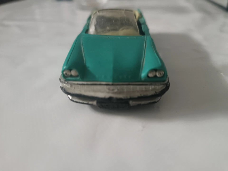 Chrysler New-Yorker Norev 1/43 manque les 2 roue devant pour pièces - Photo 1/4