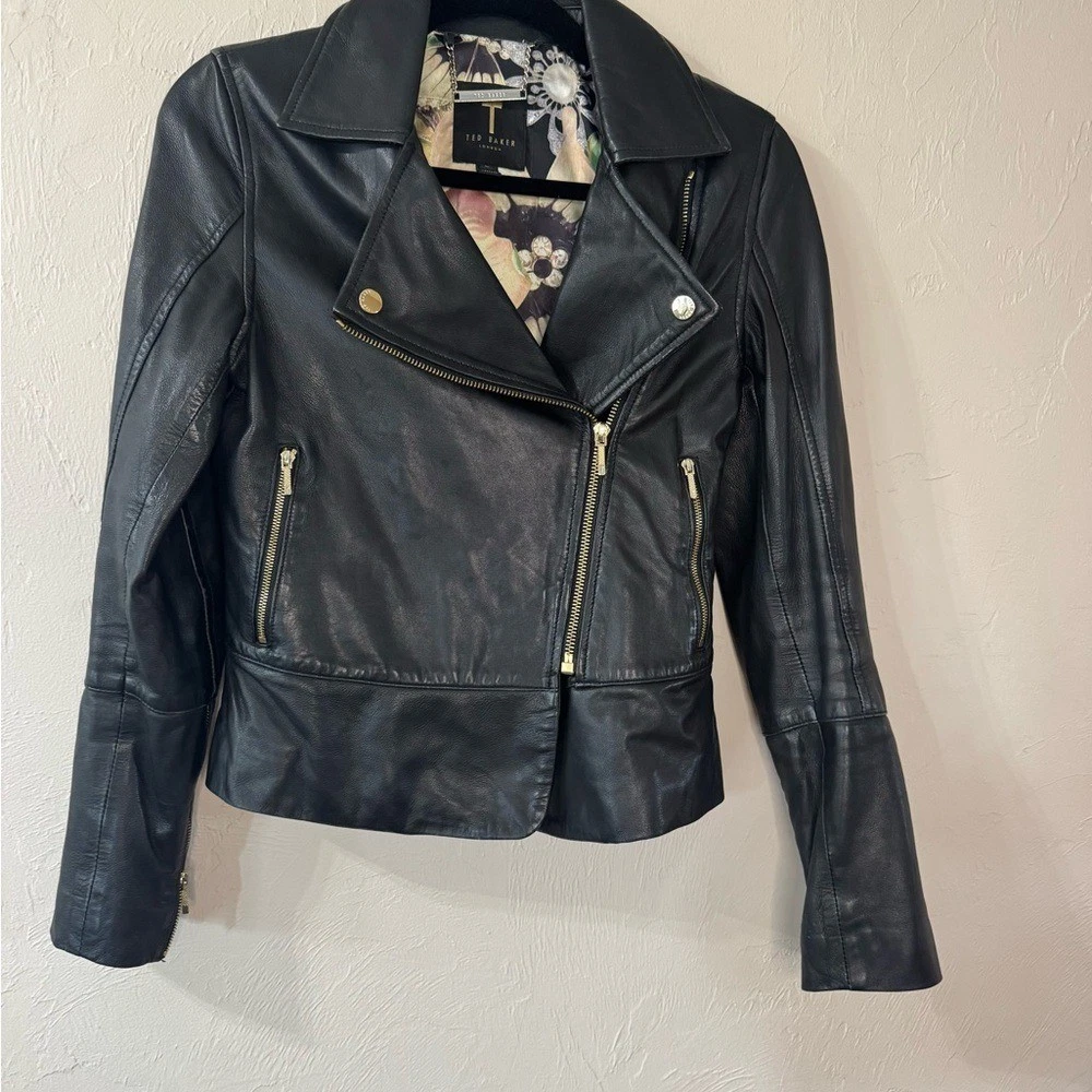 ⭐︎美品⭐︎TEDBAKERテッドベィカーブラックレザーライダースジャケット ⭐︎美品⭐︎TEDBAKERテッドベィカーブラックレザーライダース