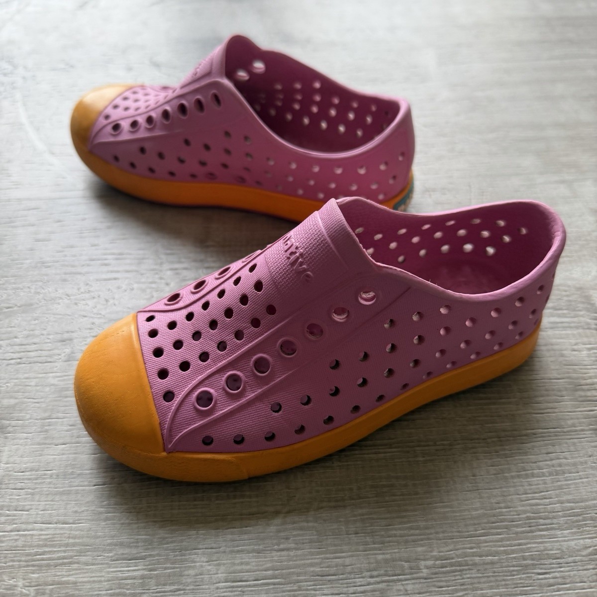 Native Jefferson Slip-On Shoes Marigold Orange Malibu Pink Kids 9