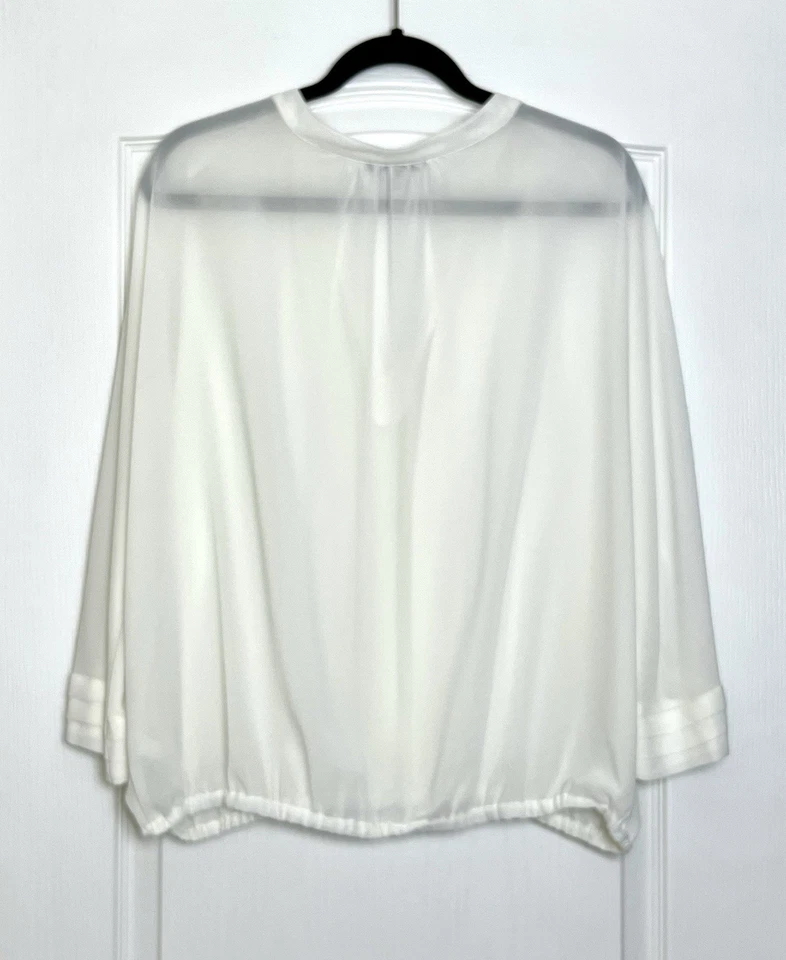 Top Willi Smith Marfil Semi Transparente Plisado Frontal Talla XL Cuello en V Manga 3/4 Foto 2 de 4