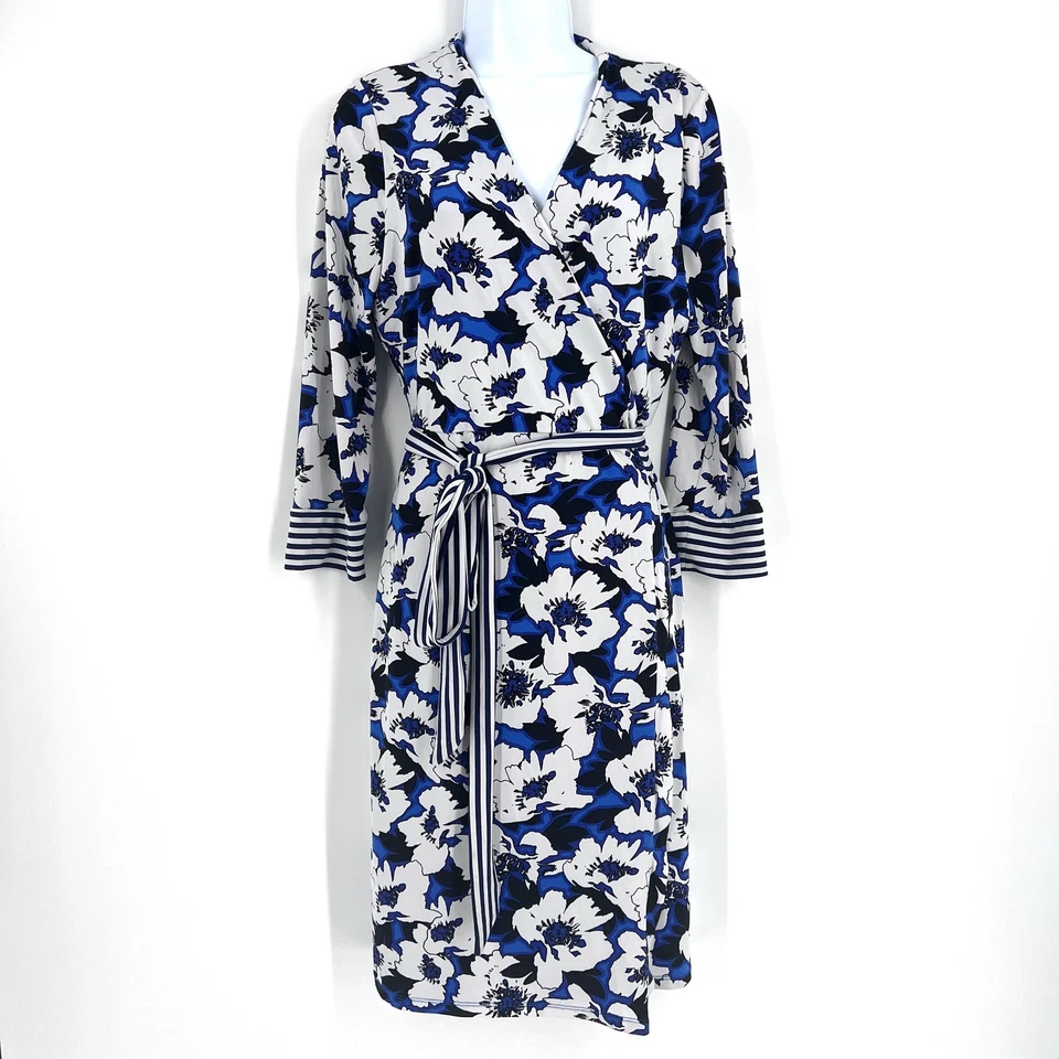 Vestido cruzado de estampado mixto floral y rayas limitado para oficina de carrera mediana Foto 2 de 4