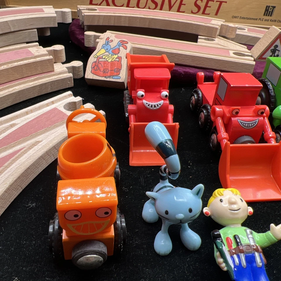 Conjunto exclusivo de figuras de trem de pista Brio Bob The Builder FAO Schwarz madeira - Imagem 3 de 4