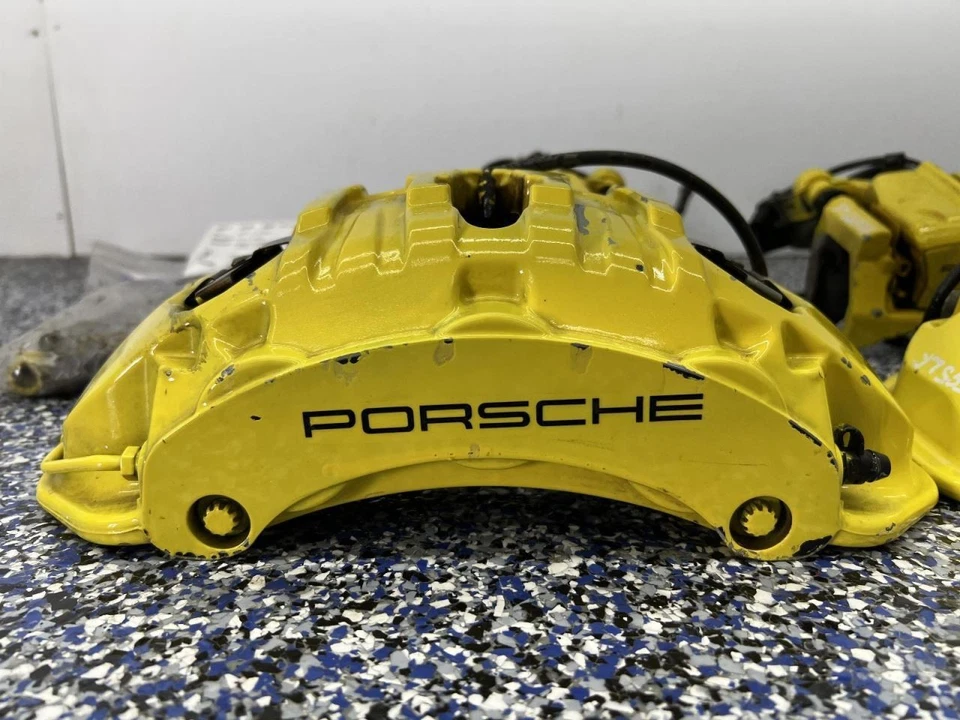 Driver Left Caliper Front S Model Fits 15-16 PORSCHE MACAN 924785 - Image 4 of 4