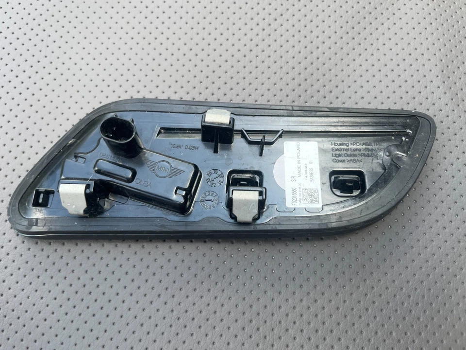 Mini Cooper S F55/F56 LCI Lift 63175A204E6 Seiten Blinker Rechte Seite. - Image 2 of 2