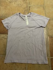 Lululemon Women  s Swiftly Tech Short Sleeve Workout Shirt 2.0 Lilac Smoke Sz 6