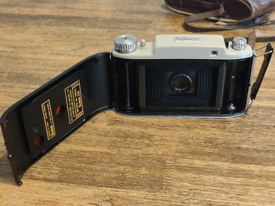Appareil photo folding Kodak B31 avec objectif Angénieux f/4.5 - 100mm. | eBay