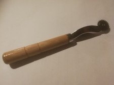 Kopierr&auml;dchen Kopierrad Stahlrad rostfrei Holzgriff Holz Schnittmuster NEU