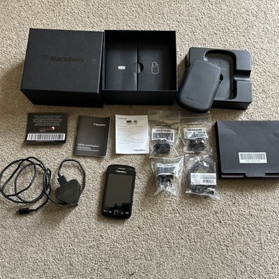 Blackberry Handy und Zubehör Konvolut
