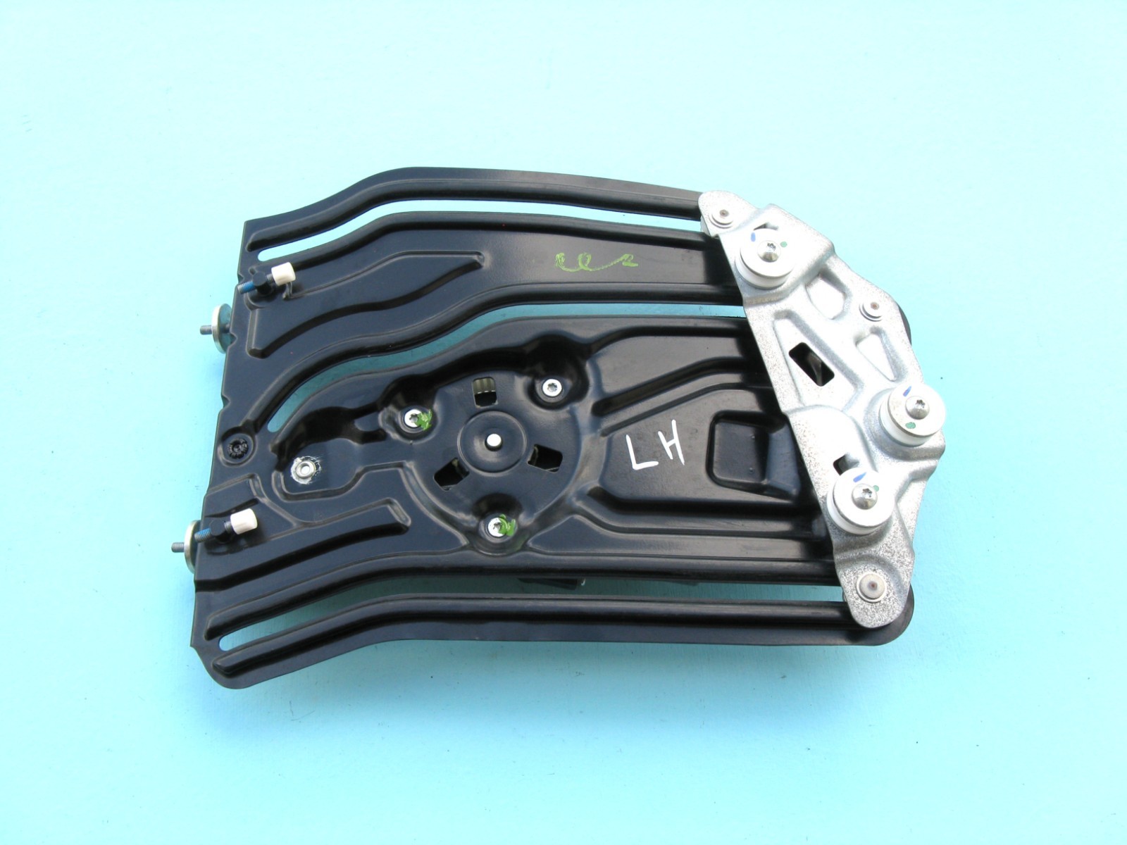 10-19 MASERATI GRANTURISMO CONVERTIBLE M145 MC REAR DRIVER LEFT WINDOW REGULATOR