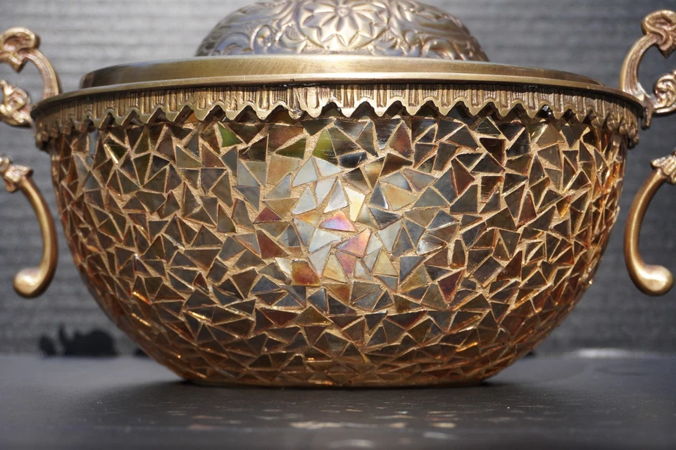 Handcrafted Glass Bowl with Brass Lid Maitland Smith Made in Sri Lanka - Image 4 of 4