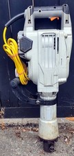 Bauker PHD170DS Breaker, 240Volt, 1700Watt, In good working condition. NO Extras