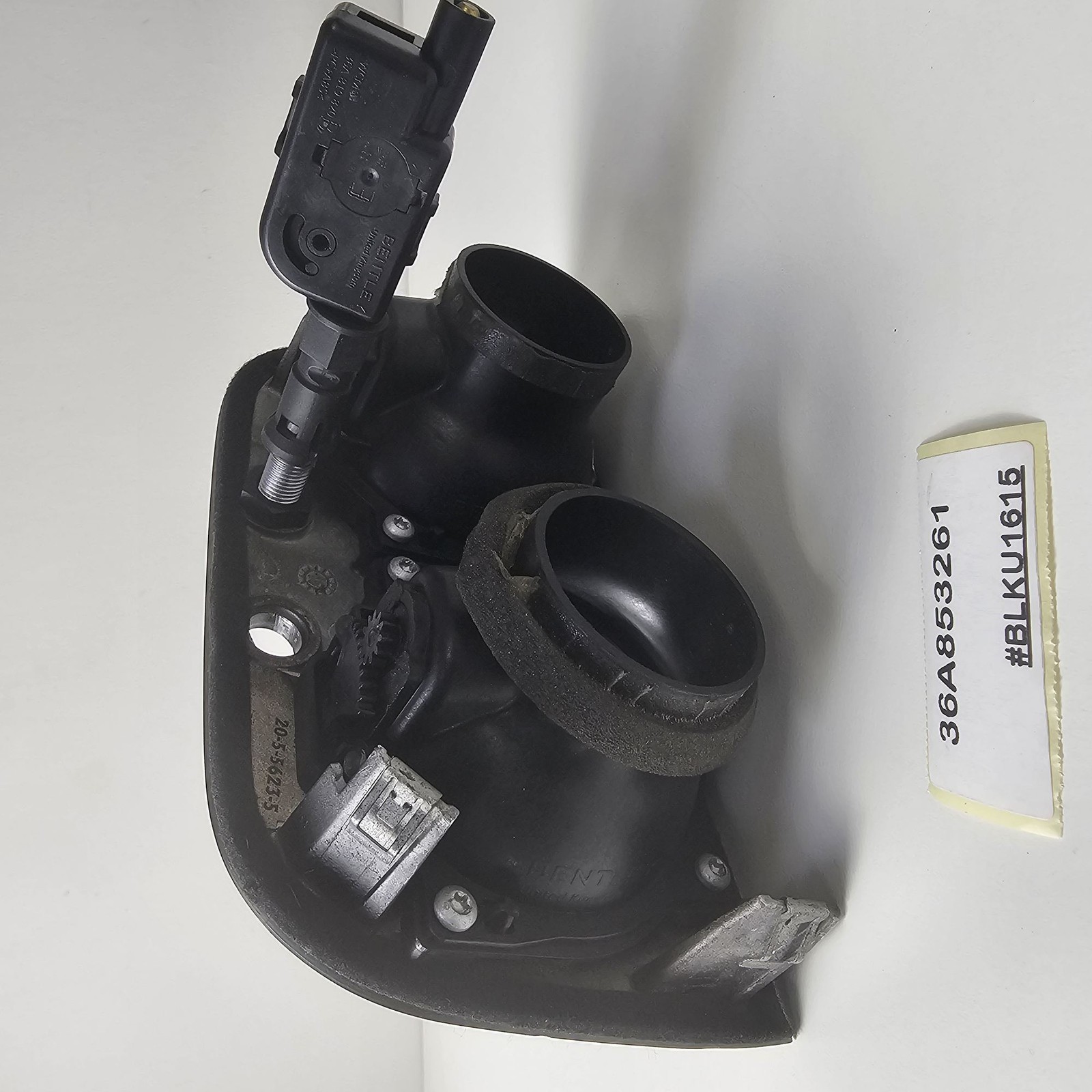 2015-2020 Bentley Bentayga REAR HEATER VENTS WITH SURROUND TRIM 36A853261