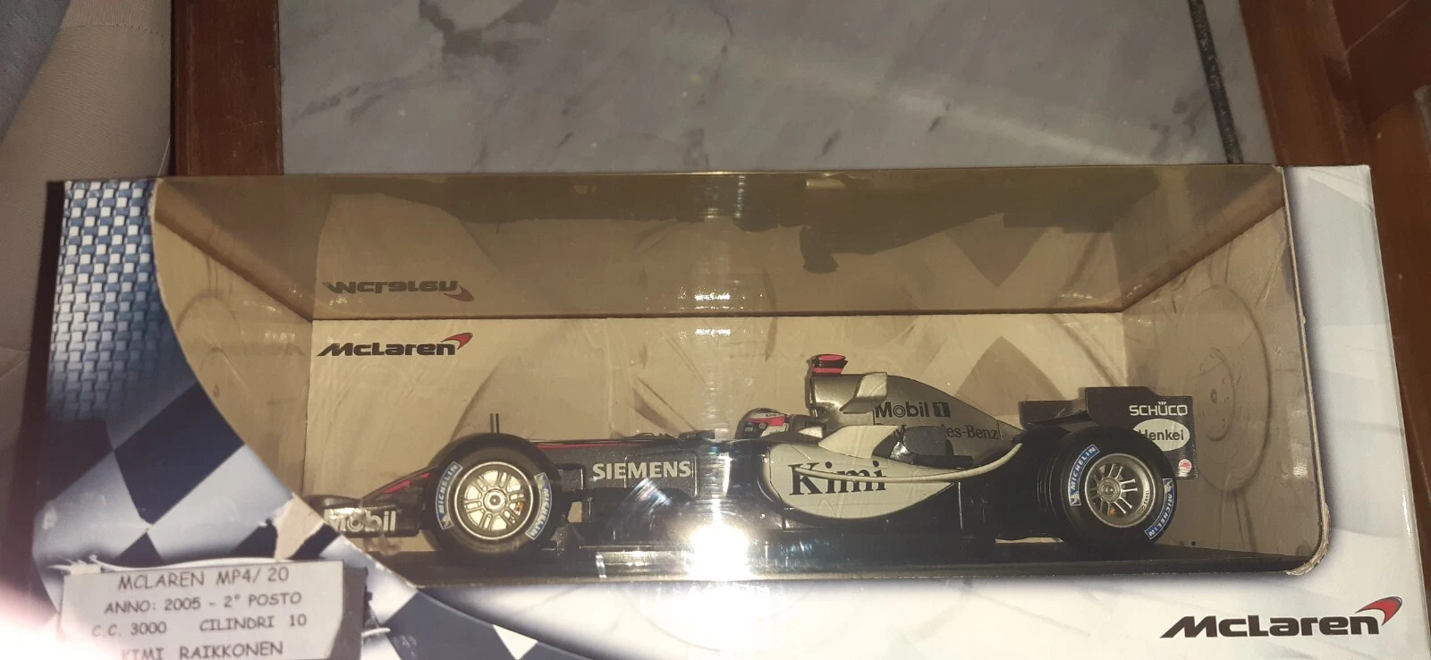 Foto 2 di 2