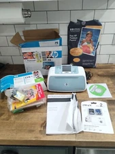 HP Photosmart A522 Photo Inkjet Printer Photo Printer Complete with Extras & Box