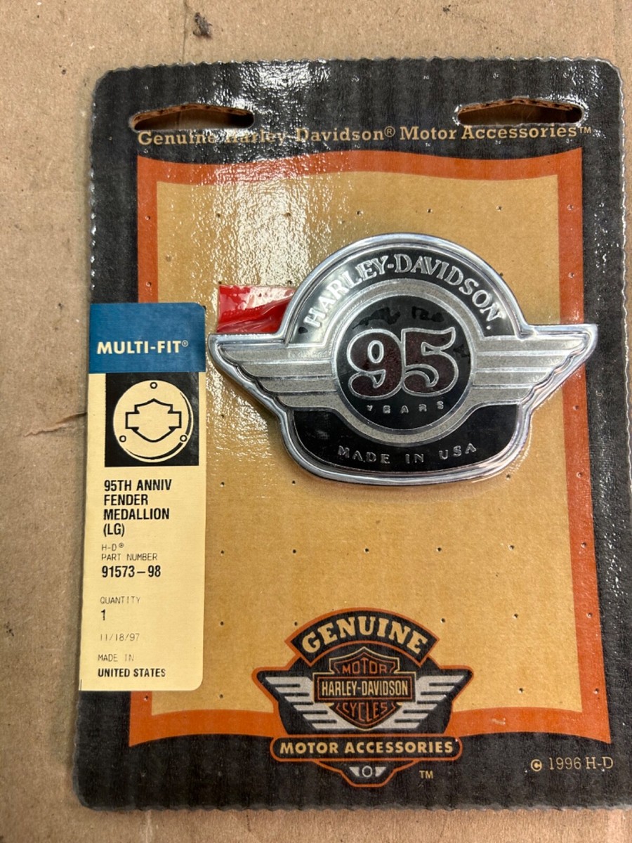 NOS Harley-Davidson - 91573-98 - 95th Anniversary Fender