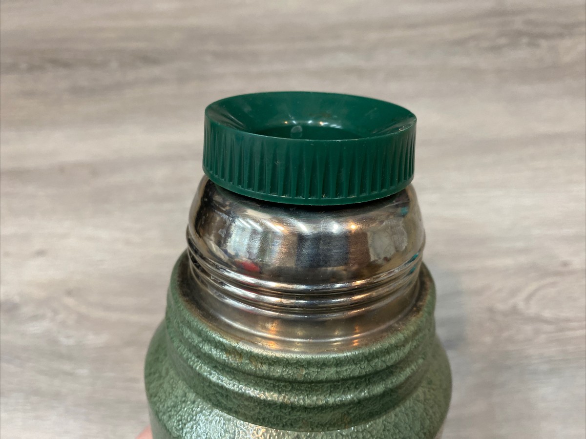 Vintage Aladdin Stanley Thermos A-944DH Green Vacuum Bottle Quart