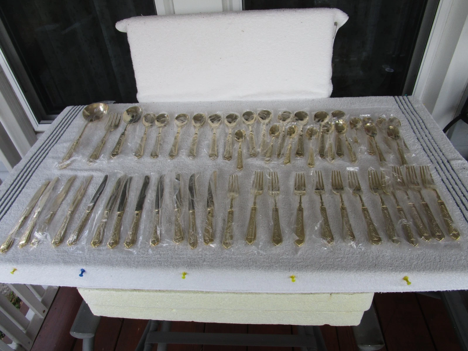 51 PIECE~International Silver Co "Flowers Scrolls" Gold Electroplate Set~~NEW !!