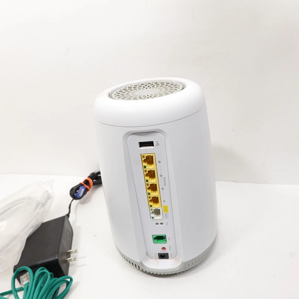 CenturyLink C4000BG VDSL Modem WiFi Router w/Power & Ethernet cable - FREE SHIP - Image 4 of 4