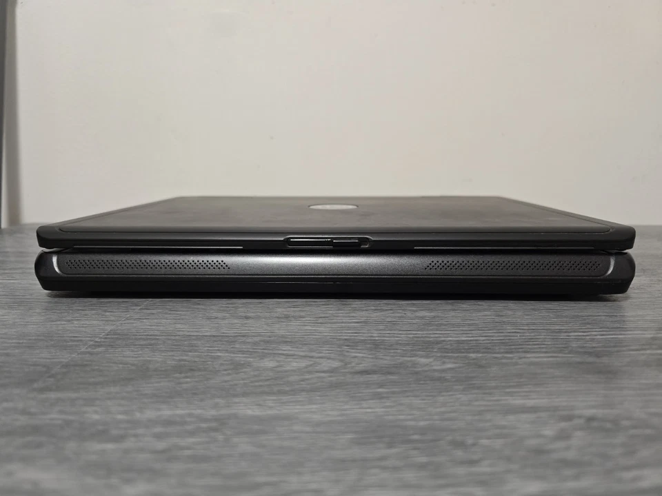 Dell Vostro 1000 15.4" Laptop - AMD Athlon 64, 2GB, 120GB, Windows XP SP3 - Image 4 of 4