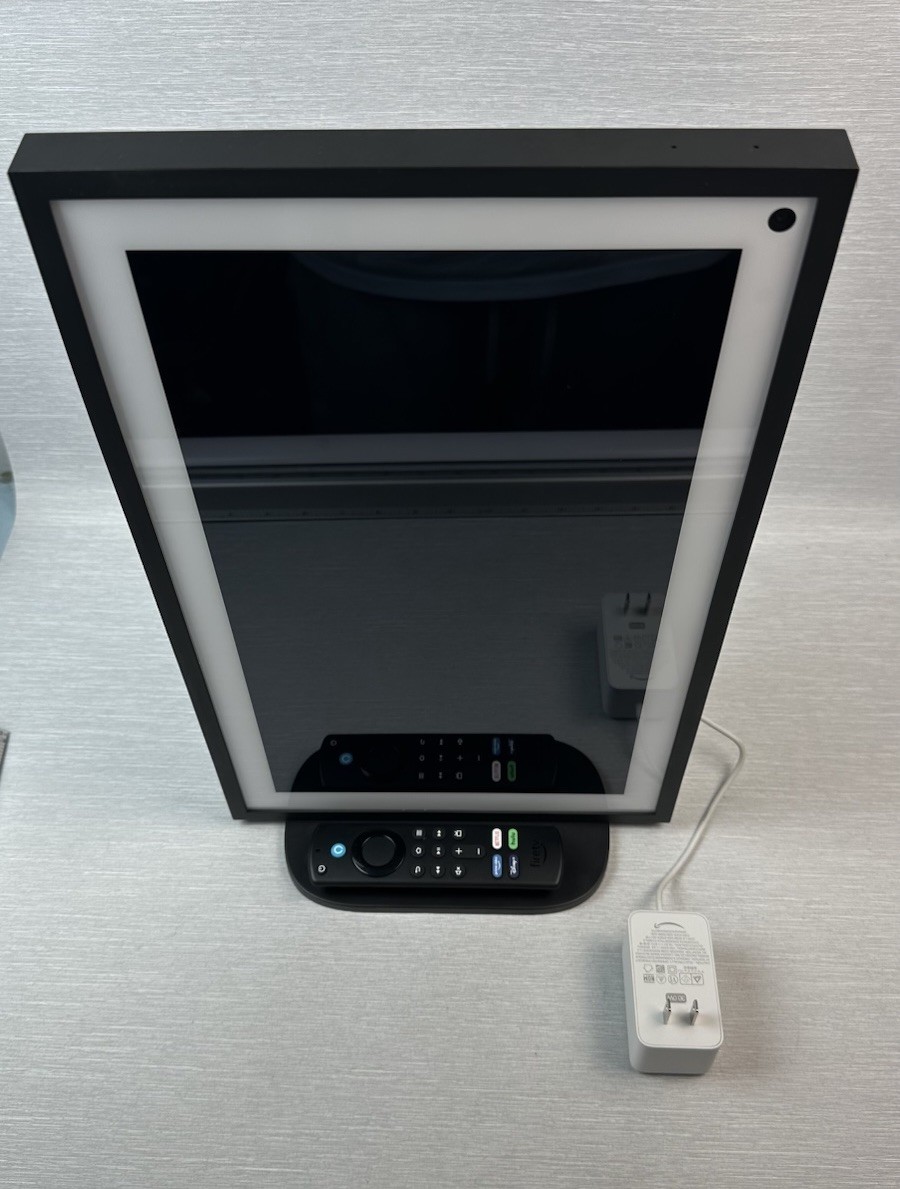 新品未使用 希少品 SANUS Amazon Echo Show 15用スタンド SANUS BEHHS | Designed for Amazon Echo | Mounts and