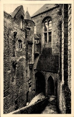 Ak Le Mont Saint Michel Manche, Abbaye du Mont St-Michel, Cour de... - 4988326
