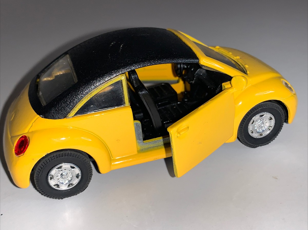 ウッドガレージ　ビートル　カラー【レモン】 Welly VW Volkswagen Beetle Yellow & Black #9057 Open Doors Pull
