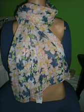 Classic J Crew Beautiful Flowers Lightweight Scarf New with Tags