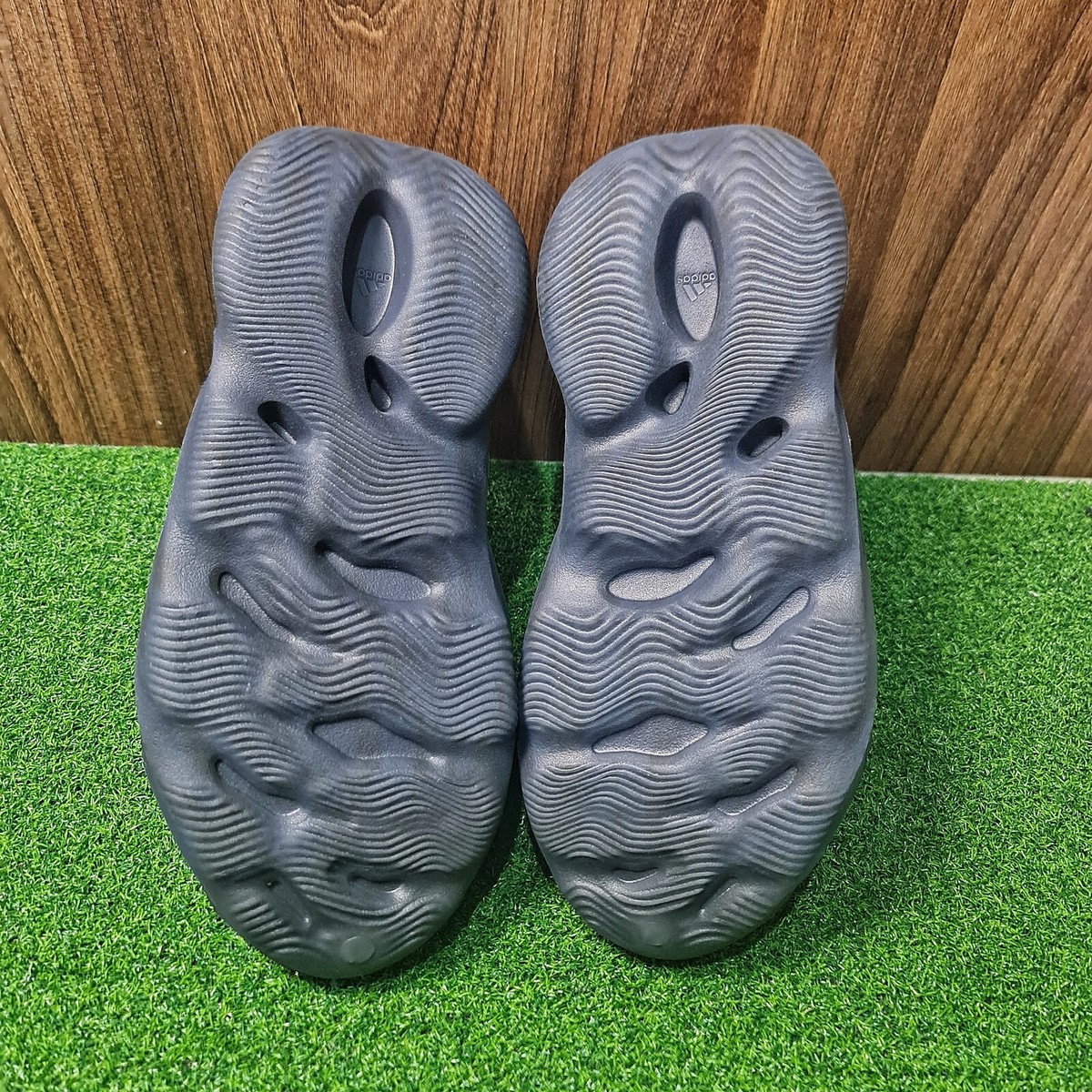 Mens Size 11 US - Adidas Yeezy Foam Runner “Mineral Blue” GV7903