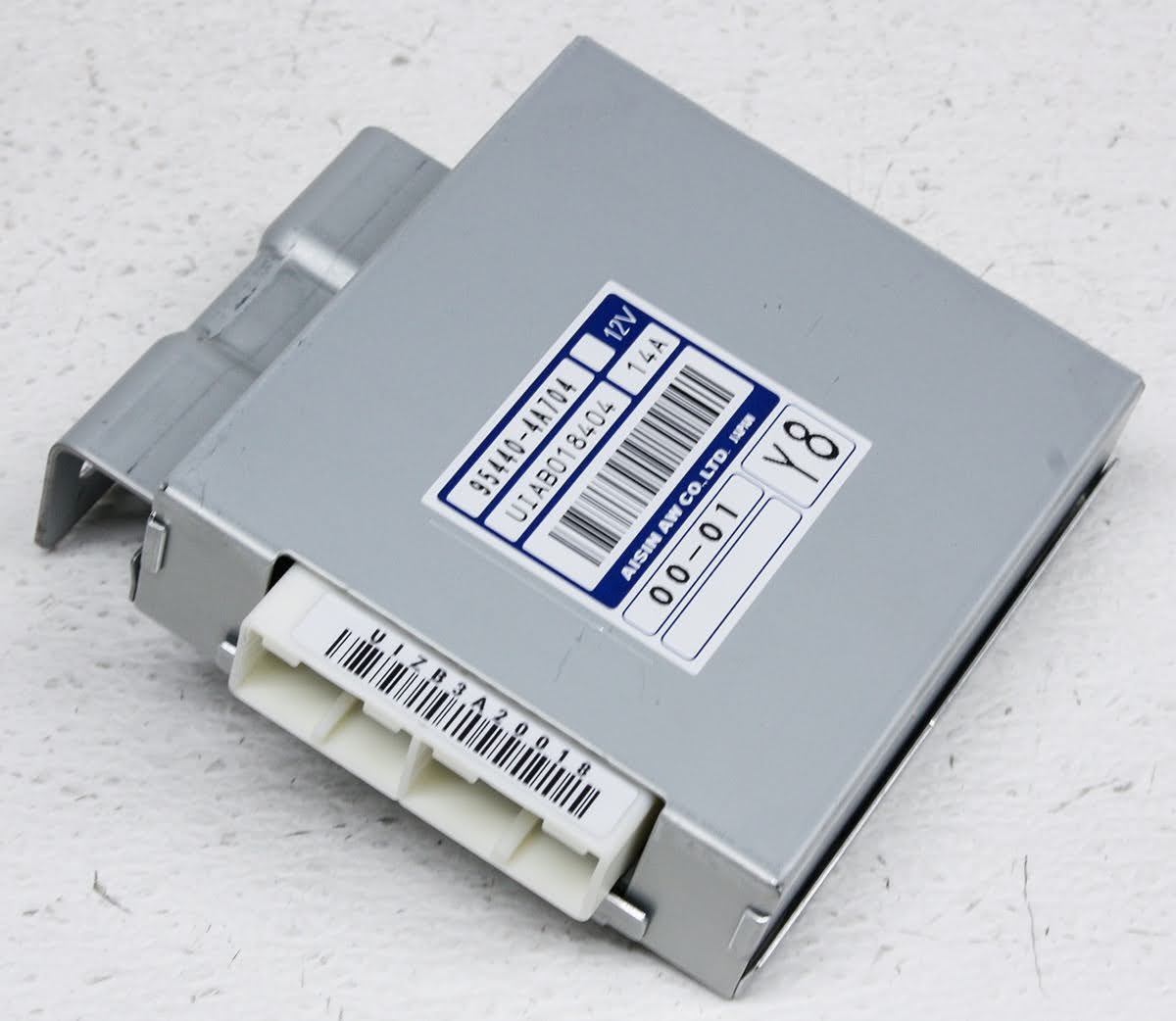 2003-2004 Kia Sorento Auto Transmission Shift Control Module 