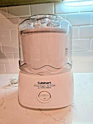 Cuisinart Ice Cream Frozen Yogurt Sorbet Maker 1.5 QT, Open Box, Working 