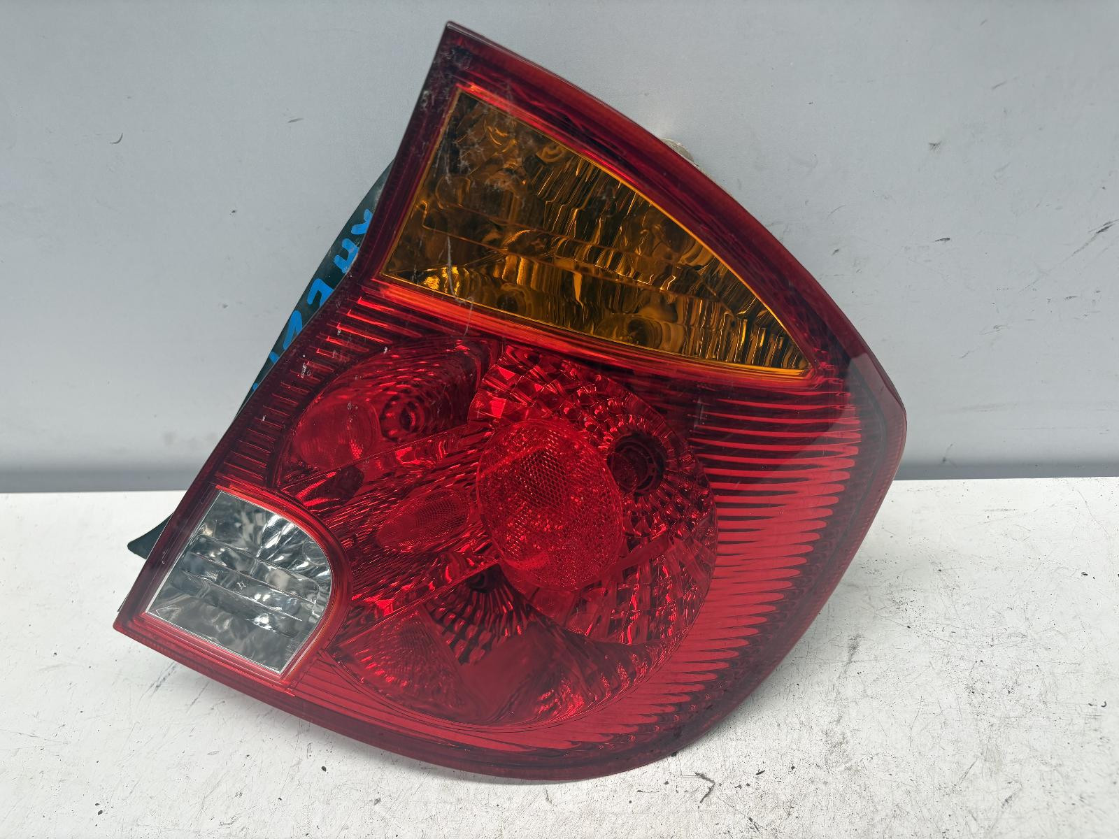 Hyundai Accent Right Tail Light LC 03/2003-04/2006 - thumbnail 2
