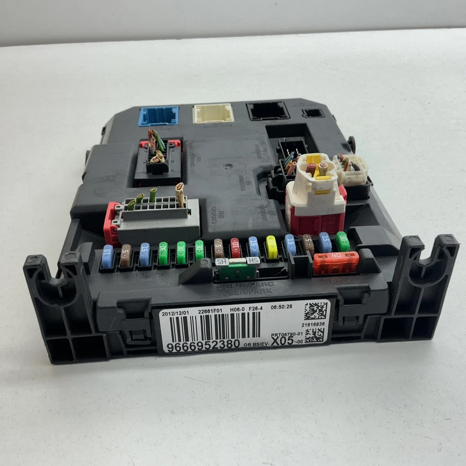 BODY COMPUTER PER CITROEN C3 Picasso 9666952380 (08>) - Immagine 2 di 4