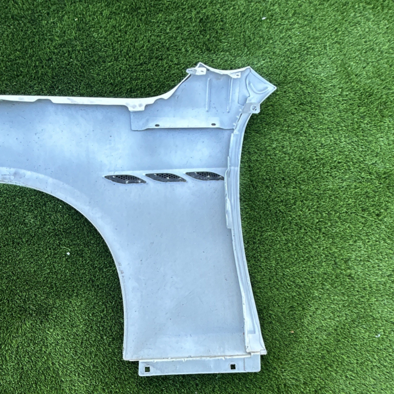 14-20 Maserati Ghibli Front Right Passenger Side Fender Panel Assembly Oem