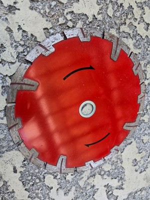 7'' inch Wet or Dry Turbo Diamond Saw Blade, Segmented Rim, 7/8 Inch Arbor
