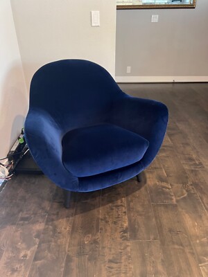 Poliform Armchair Mad Queen Blue Velvet