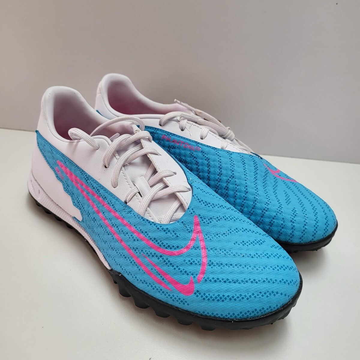 Size 5.5 Nike Phantom GX Academy TF Turf Soccer Cleats Shoes Indoor DD9477-446 Size 5.5 Nike Phantom GX Academy TF Turf Soccer Cleats Shoes Indoor DD9477-446