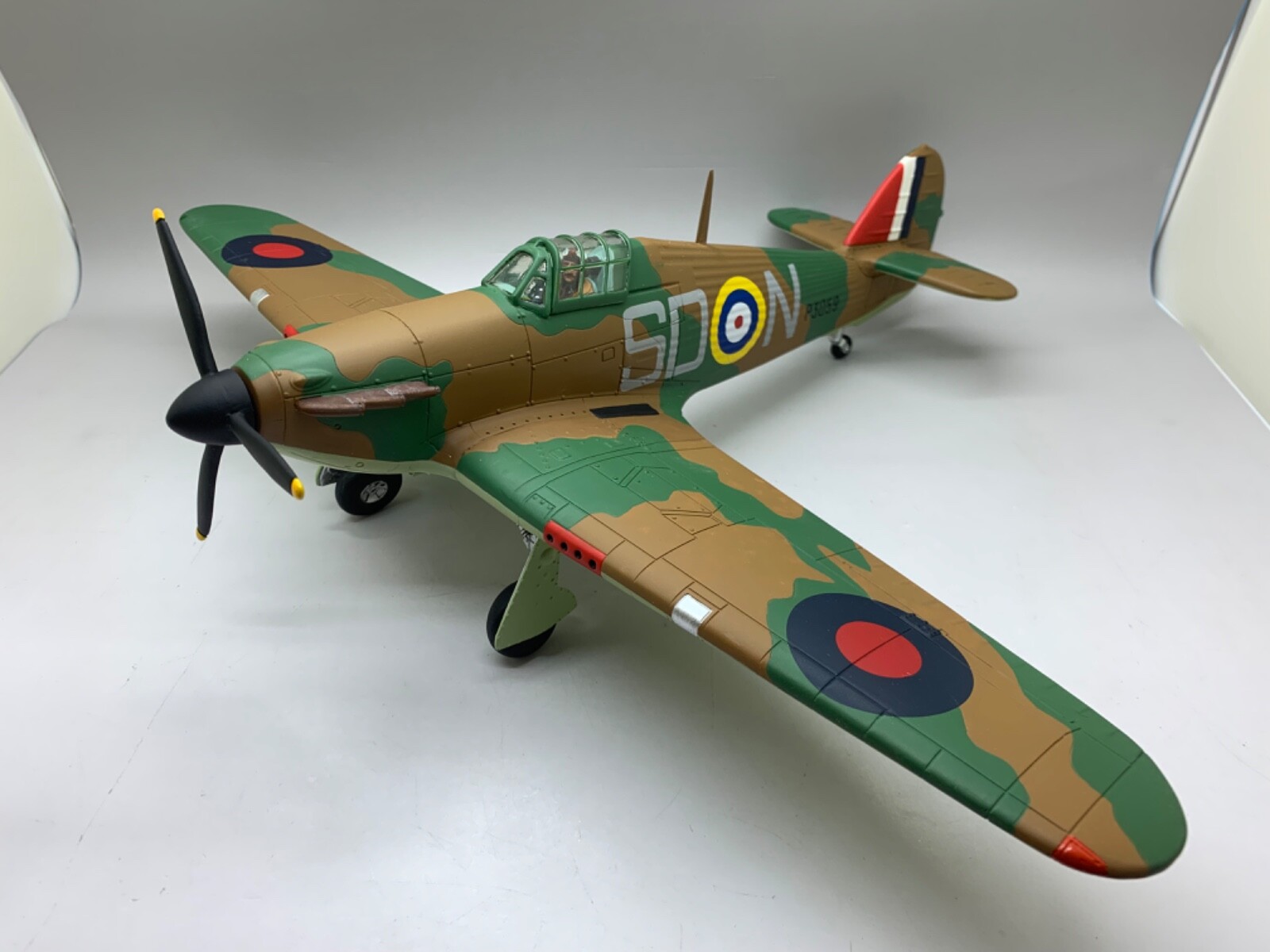 KING & COUNTRY ROYAL AIR FORCE HAWKER HURRICANE MKI RAF07-01 1/30 | eBay